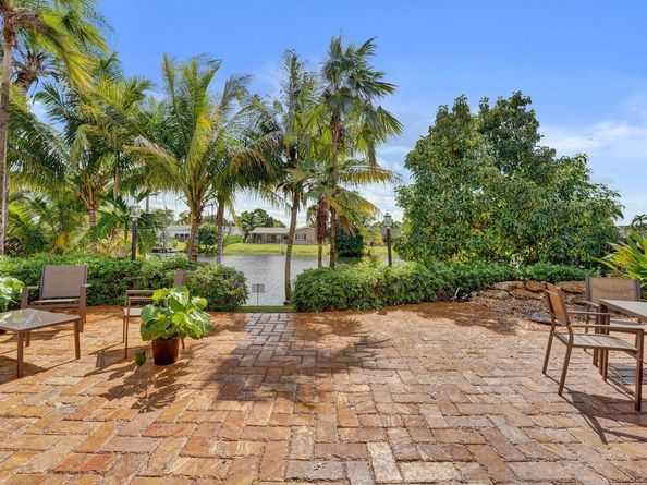 10402 NW 5th Mnr, Plantation FL 33324