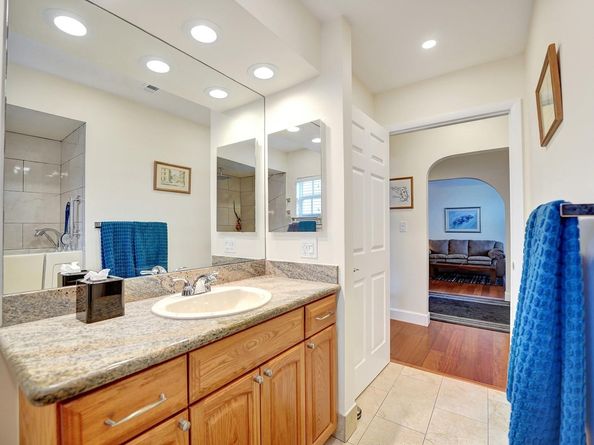 10402 NW 5th Mnr, Plantation FL 33324
