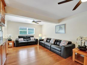 10402 NW 5th Mnr, Plantation FL 33324