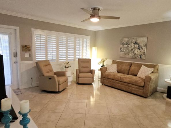 900 Atlantic Shores Blvd 111, Hallandale Beach FL 33009
