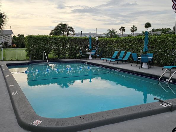 900 Atlantic Shores Blvd 111, Hallandale Beach FL 33009