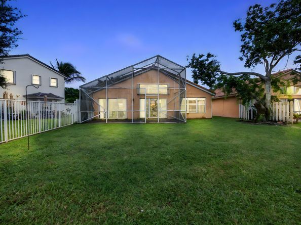 6219 Grand Cypress Circle, Lake Worth FL 33463