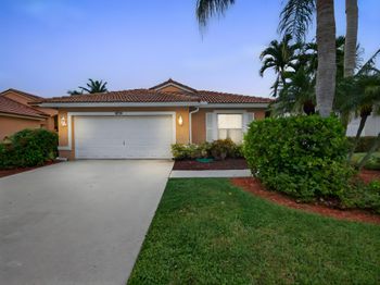 6219 Grand Cypress Circle