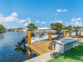 2311 NE 36th Street 1a, Lighthouse Point FL 33064