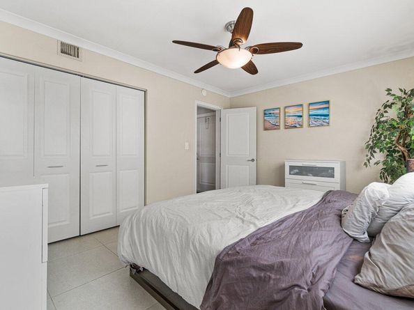 2311 NE 36th Street 1a, Lighthouse Point FL 33064