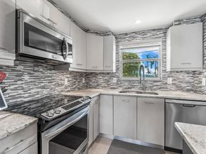 2311 NE 36th Street 1a, Lighthouse Point FL 33064