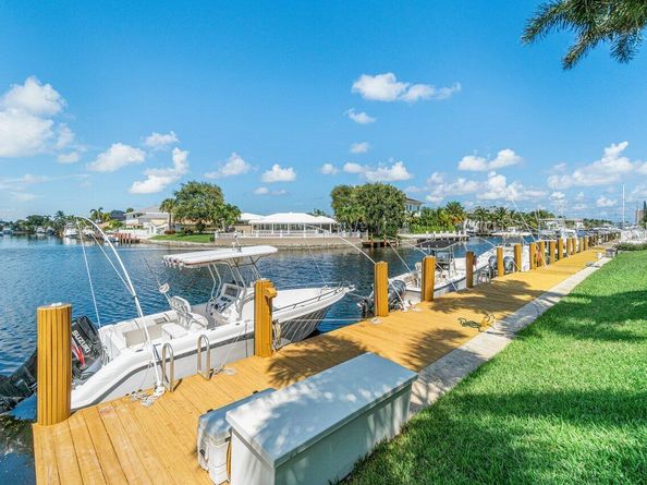 2311 NE 36th Street 1a, Lighthouse Point FL 33064