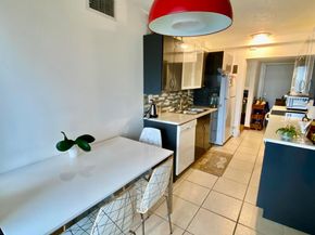 1750 NE 191st Street 600, Miami FL 33179