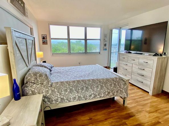 1750 NE 191st Street 600, Miami FL 33179