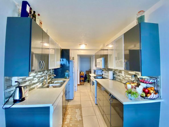 1750 NE 191st Street 600, Miami FL 33179