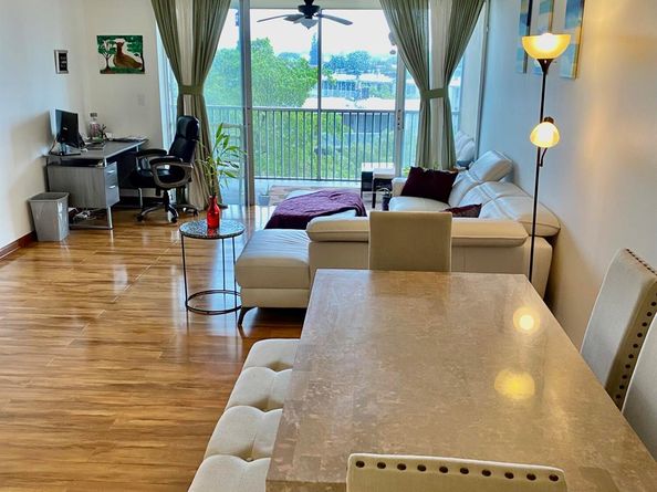 1750 NE 191st Street 600, Miami FL 33179