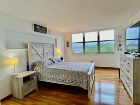 1750 NE 191st Street 600, Miami FL 33179