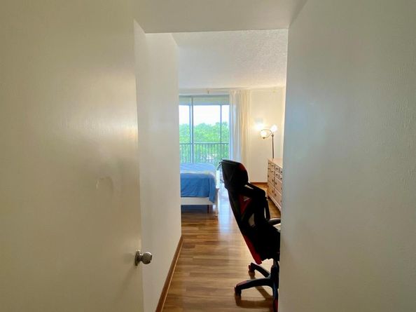 1750 NE 191st Street 600, Miami FL 33179