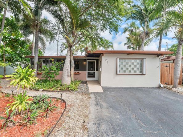 221 NE 57th St, Oakland Park FL 33334