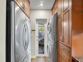 221 NE 57th St, Oakland Park FL 33334