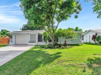 6202 NW 70th Ave