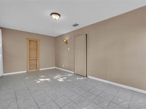 6202 NW 70th Ave, Tamarac FL 33321