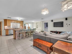 6202 NW 70th Ave, Tamarac FL 33321
