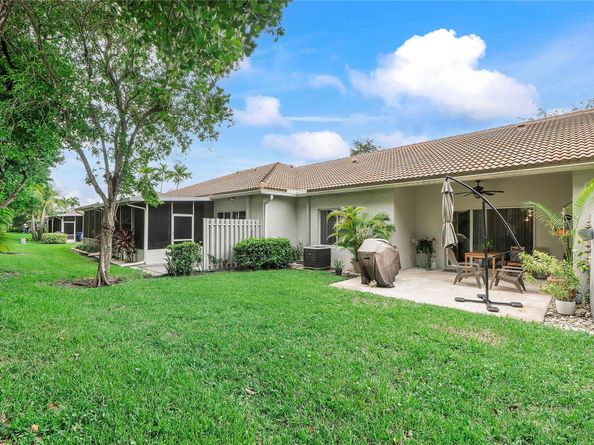 1273 SW 48th Ter, Deerfield Beach FL 33442