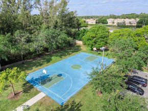 1273 SW 48th Ter, Deerfield Beach FL 33442