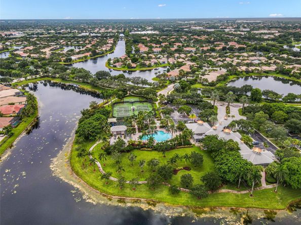 10982 NW 70th Ct, Parkland FL 33076