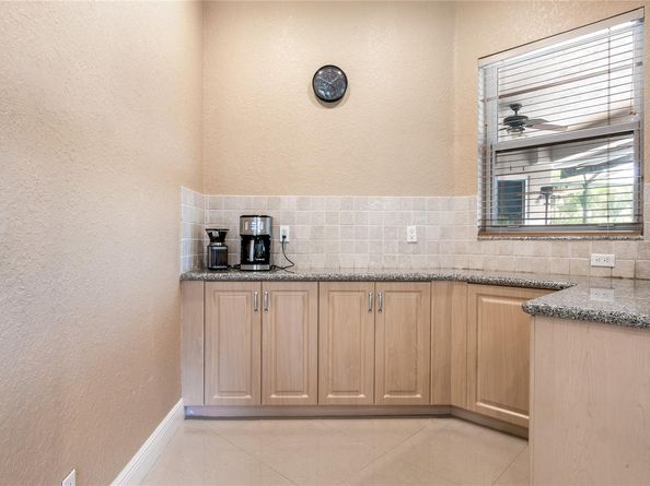 10982 NW 70th Ct, Parkland FL 33076