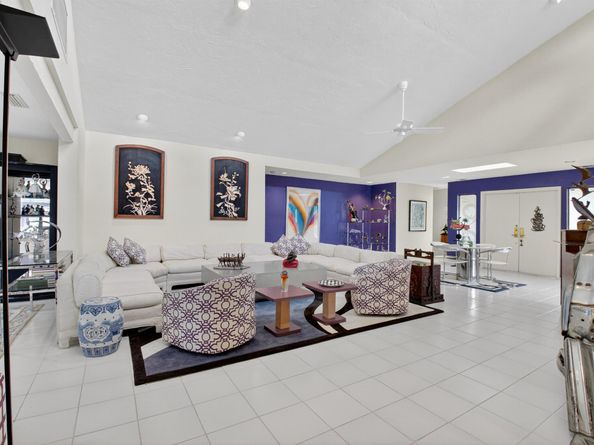 20432 Woodbridge Lane, Boca Raton FL 33434