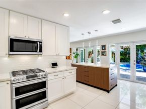 5930 NE 15th Ave, Fort Lauderdale FL 33334