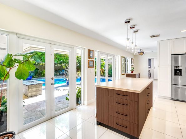5930 NE 15th Ave, Fort Lauderdale FL 33334
