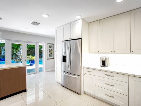 5930 NE 15th Ave, Fort Lauderdale FL 33334