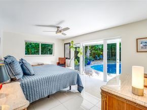 5930 NE 15th Ave, Fort Lauderdale FL 33334