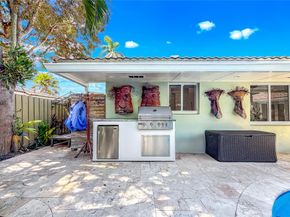 5930 NE 15th Ave, Fort Lauderdale FL 33334