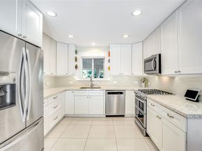5930 NE 15th Ave, Fort Lauderdale FL 33334