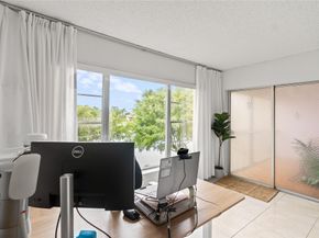 3955 N Nob Hill Rd 307, Sunrise FL 33351