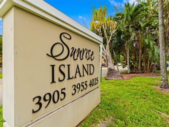 3955 N Nob Hill Rd 307, Sunrise FL 33351