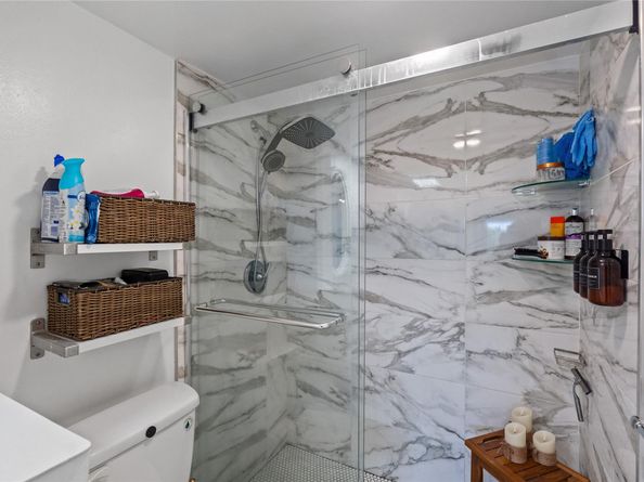3955 N Nob Hill Rd 307, Sunrise FL 33351