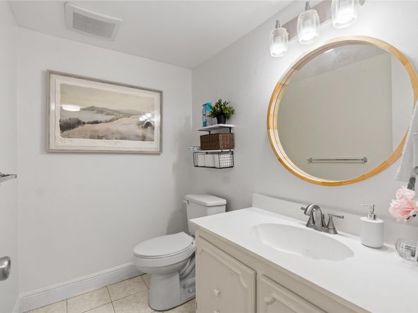 3955 N Nob Hill Rd 307, Sunrise FL 33351