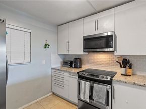 3955 N Nob Hill Rd 307, Sunrise FL 33351