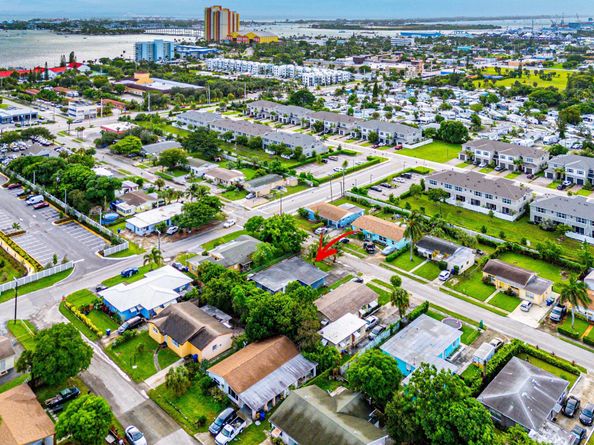 112 W 34th Street, Riviera Beach FL 33404