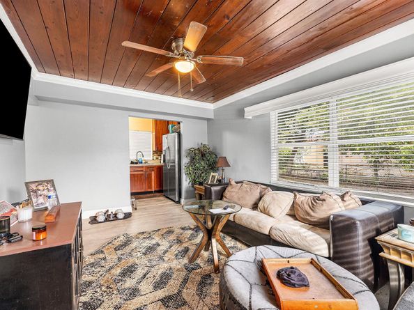 112 W 34th Street, Riviera Beach FL 33404