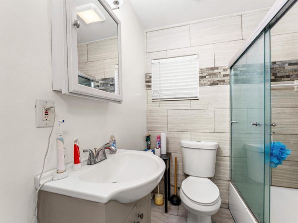 112 W 34th Street, Riviera Beach FL 33404