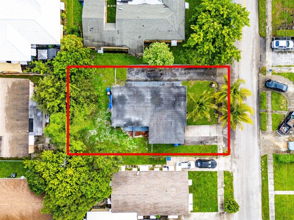 112 W 34th Street, Riviera Beach FL 33404