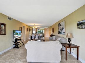 3250 N Palm Aire Dr 607, Pompano Beach FL 33069