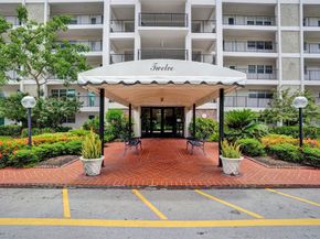 3250 N Palm Aire Dr 607, Pompano Beach FL 33069