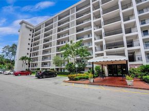 3250 N Palm Aire Dr 607, Pompano Beach FL 33069