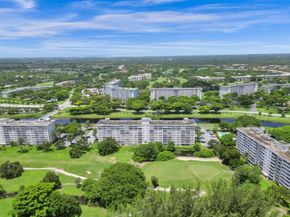 3250 N Palm Aire Dr 607, Pompano Beach FL 33069