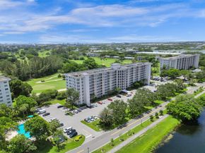 3250 N Palm Aire Dr 607, Pompano Beach FL 33069