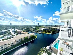 427 Golden Isles Dr 14B, Hallandale Beach FL 33009