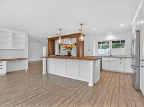 28 Hickory Hill Road, Tequesta FL 33469