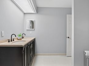 28 Hickory Hill Road, Tequesta FL 33469